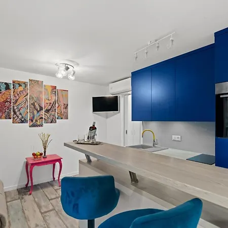 Liam Apartmán *